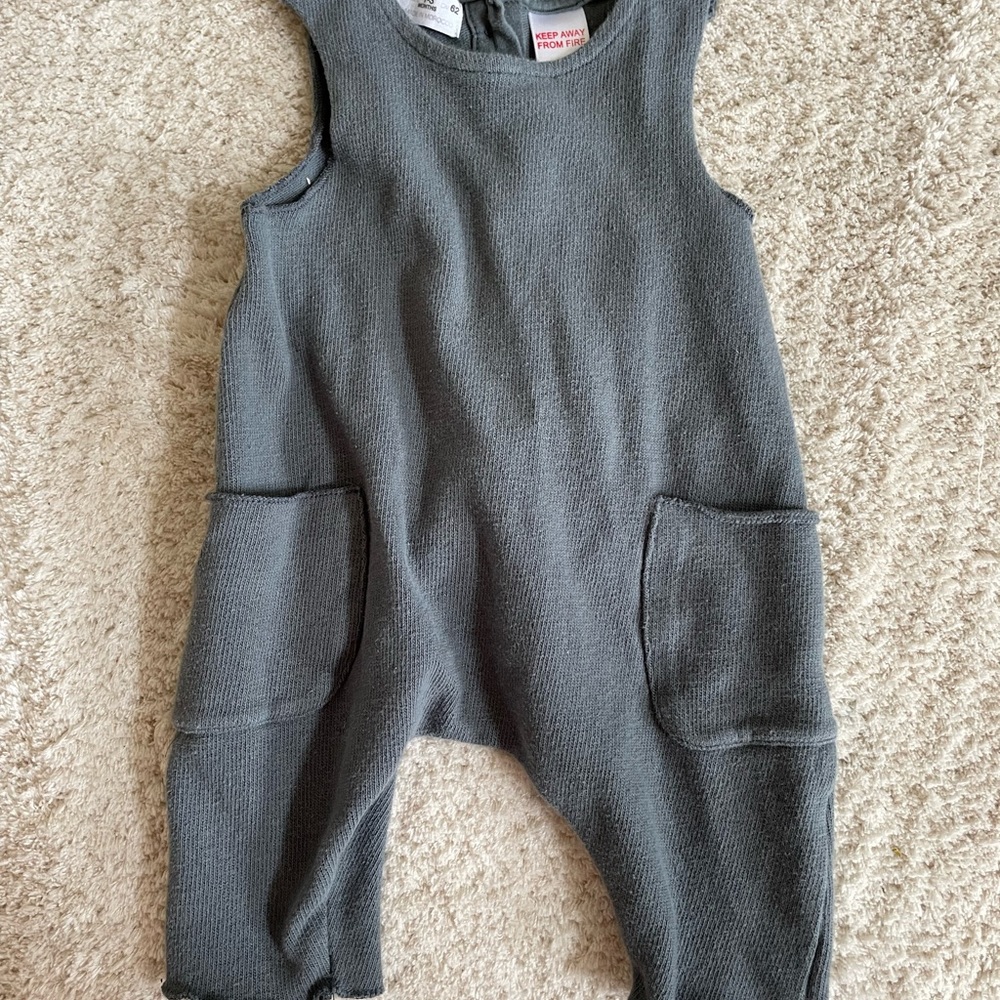 ZARA ROMPER